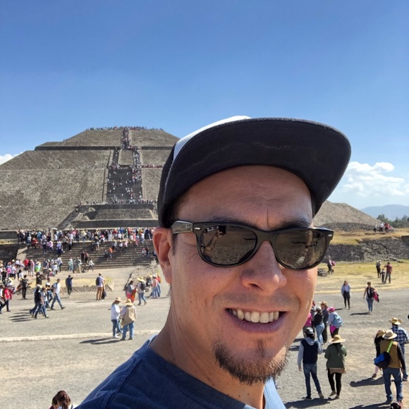 Meet your Posher, John - Picture 3 of 8